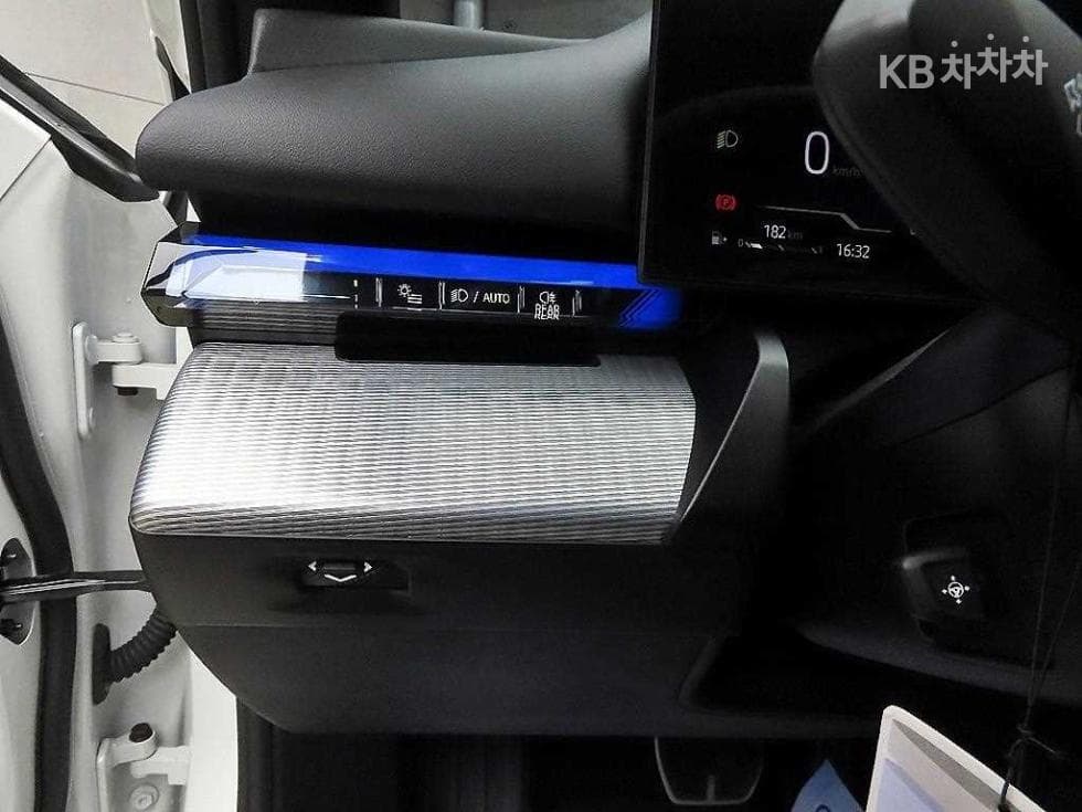 BMW Нов5 Серия(G60)520i M Sport - 12
