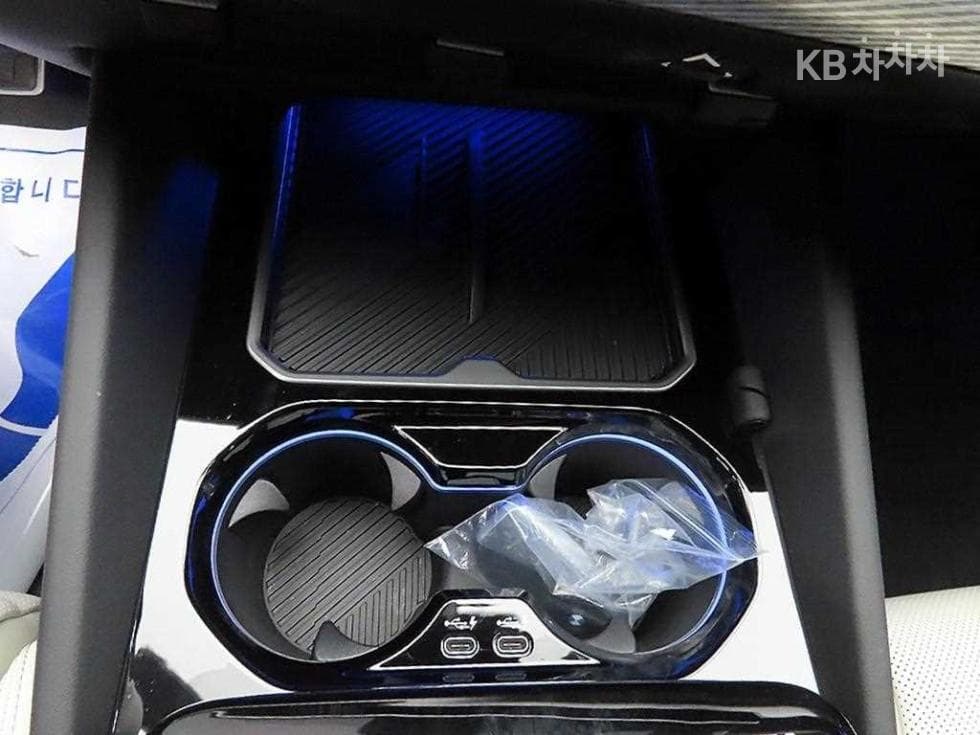 BMW Нов5 Серия(G60)520i M Sport - 13