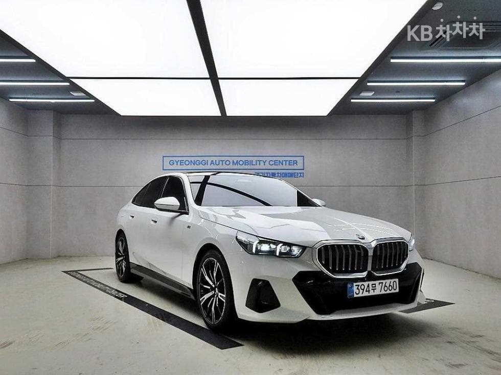 BMW Нов5 Серия(G60) 530i xDrive M Sport - Image 1