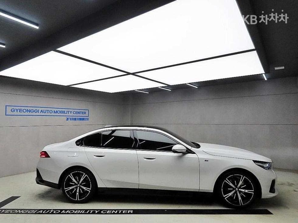 BMW Нов5 Серия(G60)530i xDrive M Sport - 2