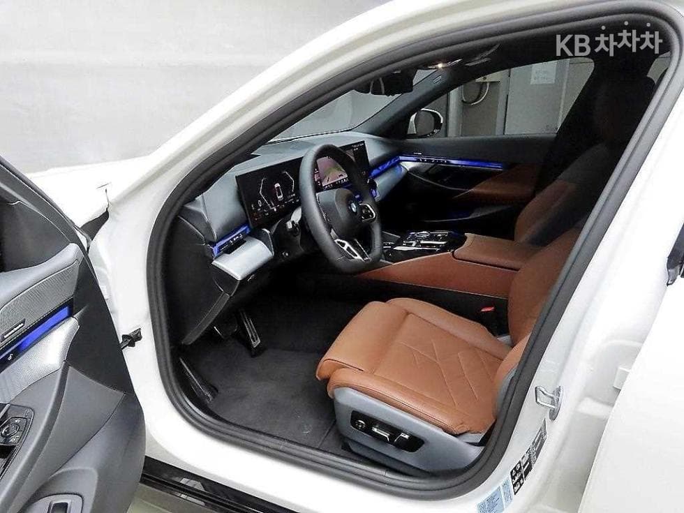 BMW Нов5 Серия(G60)530i xDrive M Sport - 5