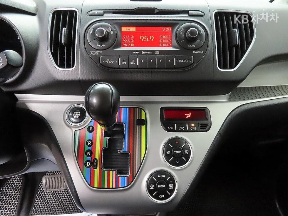 Kia Ray (van)1.0 Gasoline Prestige - 15