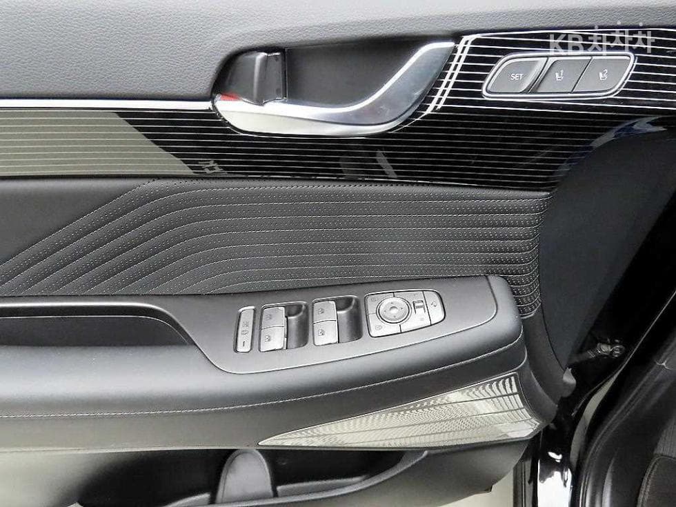 Hyundai The New (facelift) Palisade3.8 Gasoline 4WD Calligraphy 블랙에디션 - 11