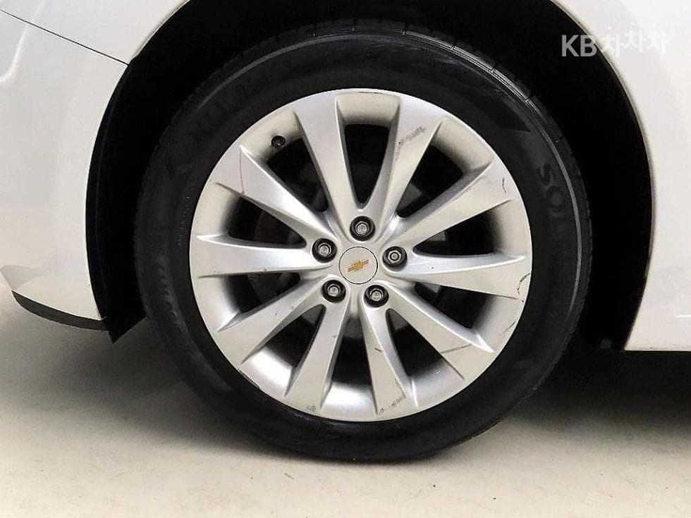 Джи Ем Корея Amazing New (фацелит/обновяване) Cruze1.8 Бензин LS - 20