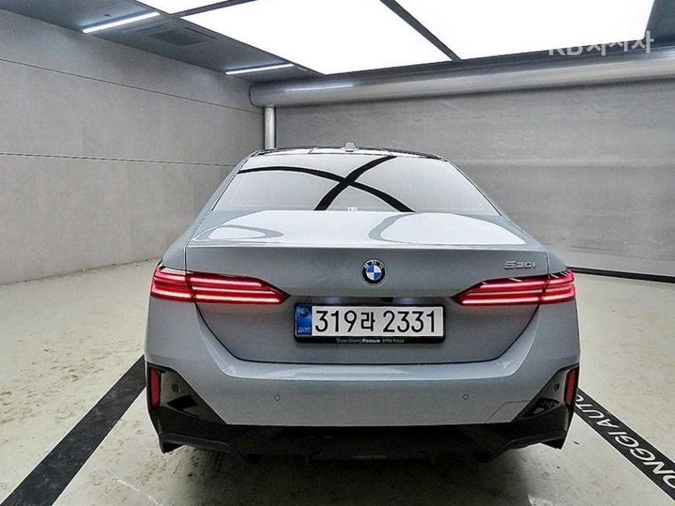 BMW New5 Series(G60)520i M Sport - 3