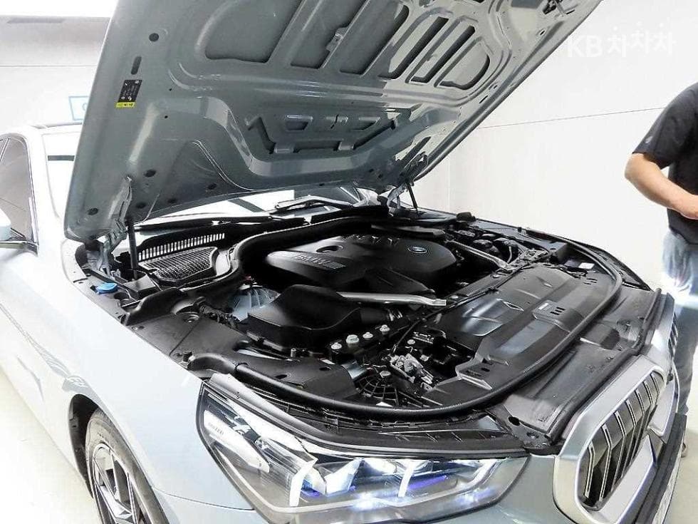 BMW New5 Series(G60)520i M Sport - 18
