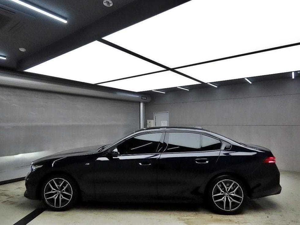 BMW New5 Series(G60)520i M Sport - 4
