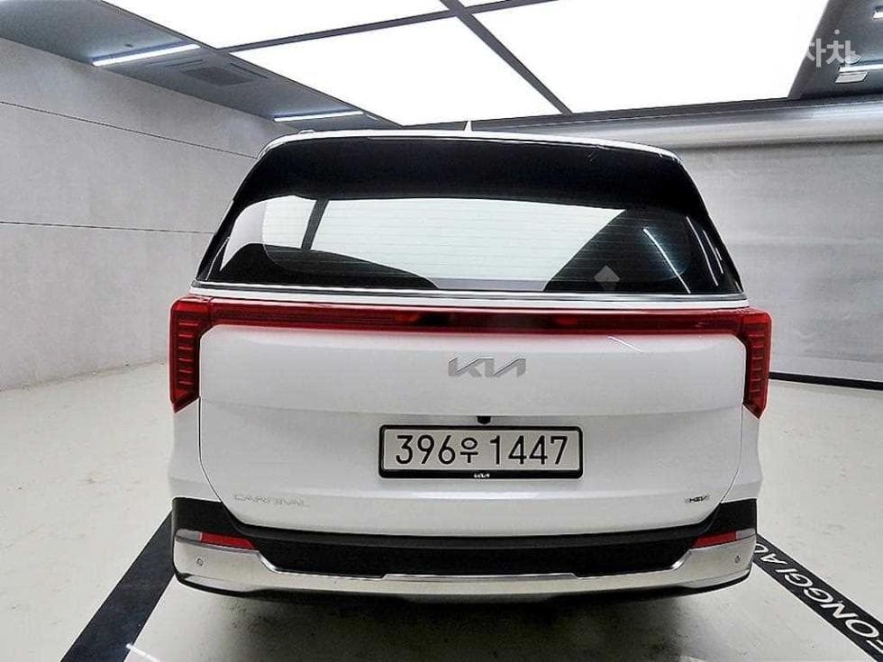 Kia The New (facelift) Carnival Hybrid 4th generation1.6 HEV 7-seater (Limousine) Noblesse - 3