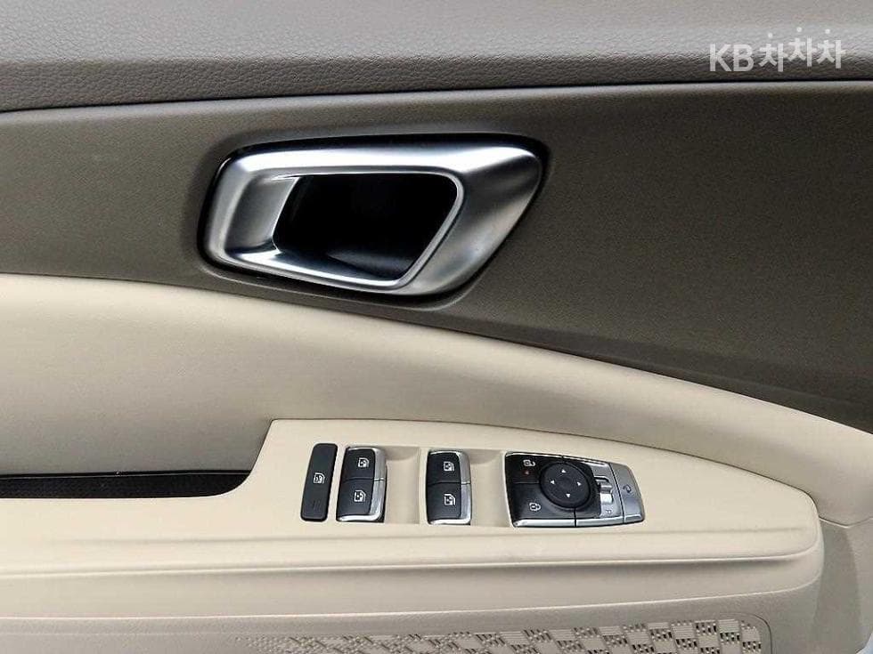 Kia The New (facelift) Carnival Hybrid 4th generation1.6 HEV 7-seater (Limousine) Noblesse - 11