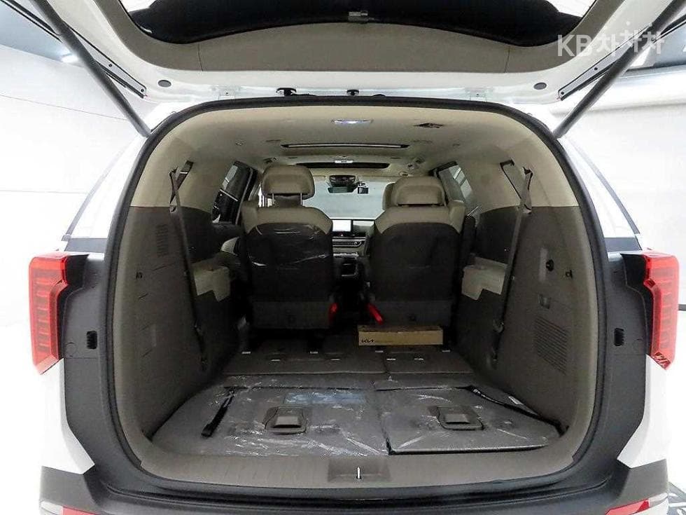Kia The New (facelift) Carnival Hybrid 4th generation1.6 HEV 7-seater (Limousine) Noblesse - 18