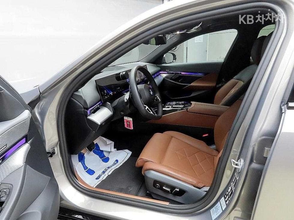 BMW Нов5 Серия(G60)530i xDrive M Sport - 5