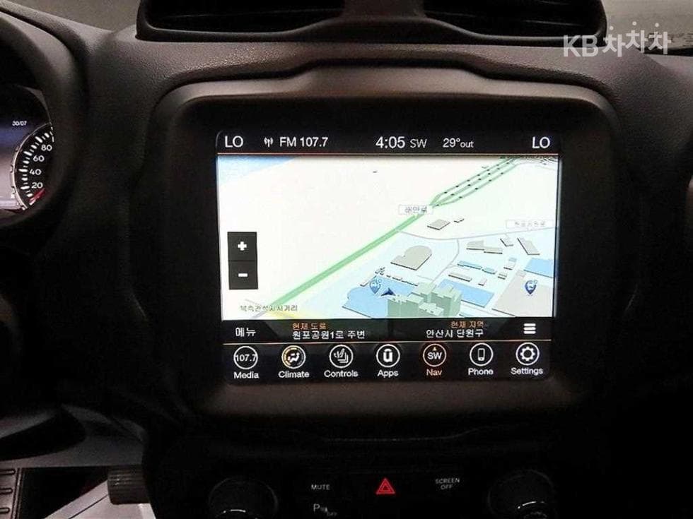 지프 레니게이드1.6 Limited FWD - 14