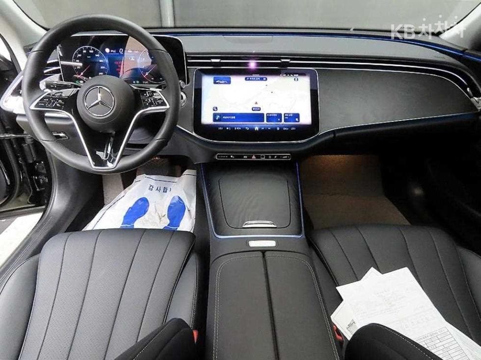 Mercedes-Benz E-클래스 (W214)E200 Avantgrade - 7