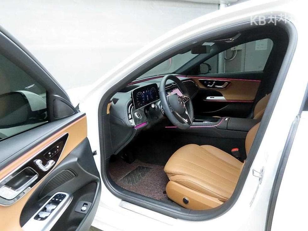 Mercedes-Benz E-클래스 (W214)E200 Avantgrade - 5