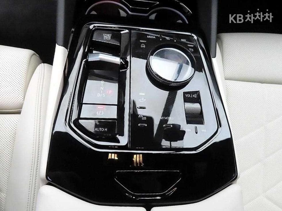 BMW New5 Series(G60)520i M Sport - 10