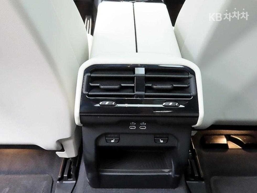 BMW New5 Series(G60)520i M Sport - 17