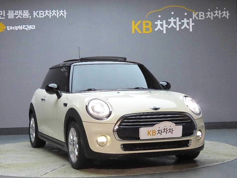 Mini Cooper 5-doorD 1.5 하이트림 - 3