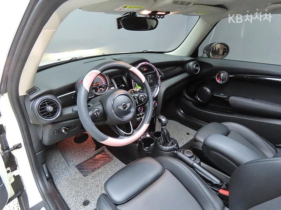 Mini Cooper 5-doorD 1.5 하이트림 - 6