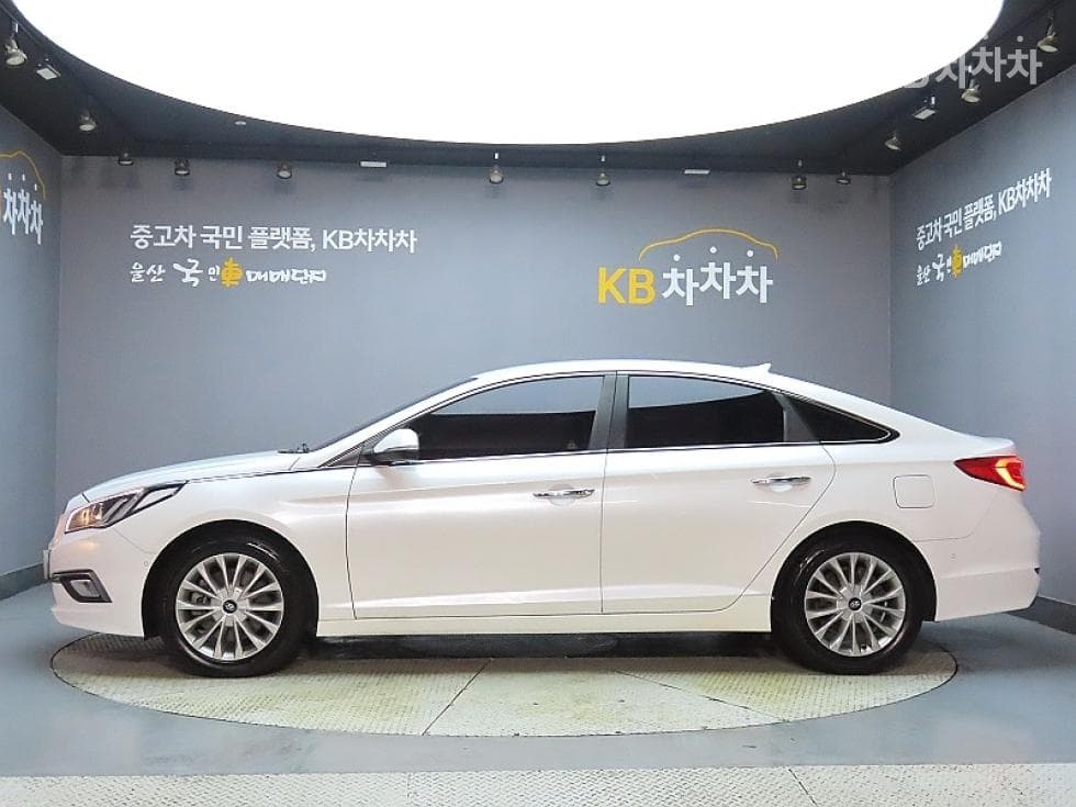 Hyundai Sonata LFLPI Modern Disabled-accessible - 5
