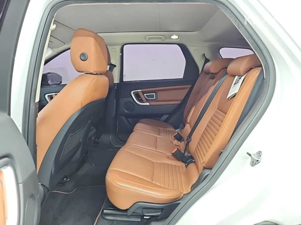 Land Rover 디스커버리 스포츠2.0 TD4 HSE Luxury - 12
