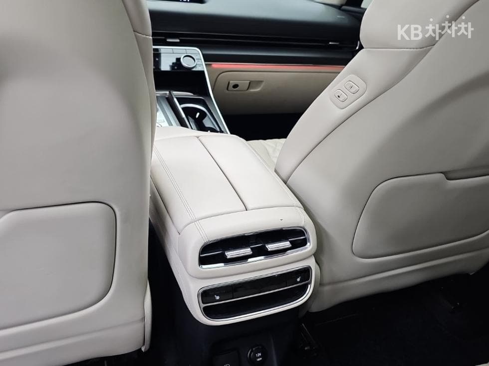 Genesis GV803.5 Turbo Gasoline AWD - 13