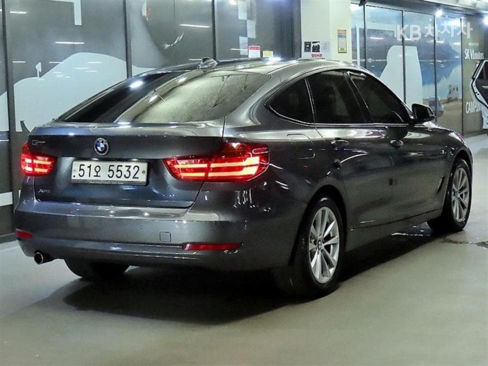 BMW Gran Turismo3 Серия GT 320d F34 xDrive - 4