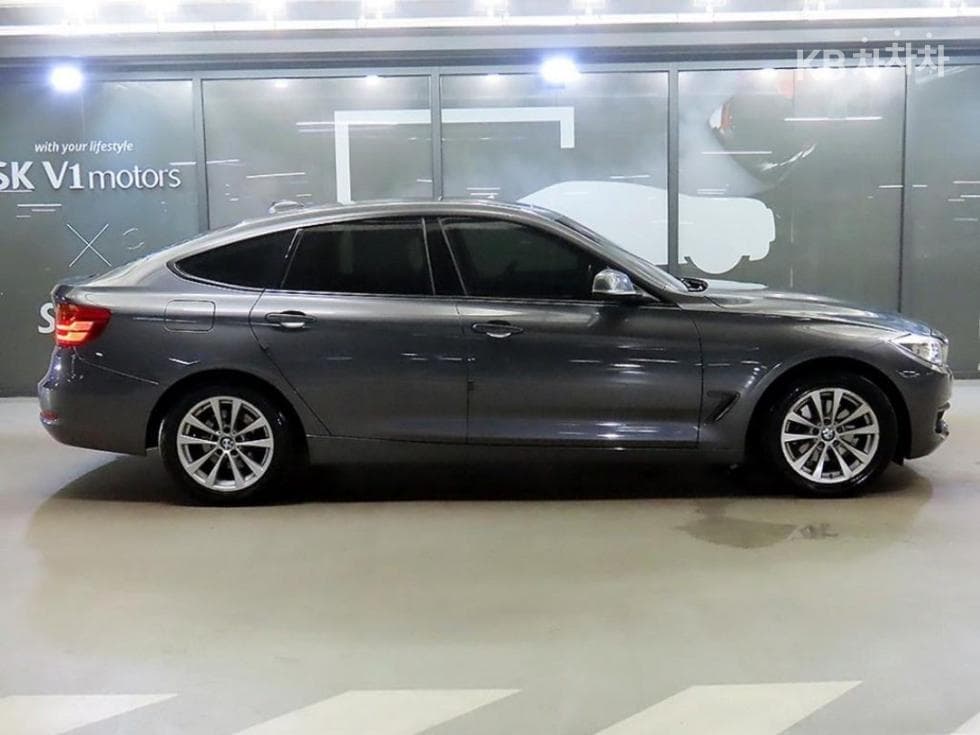 BMW Gran Turismo3 Серия GT 320d F34 xDrive - 5