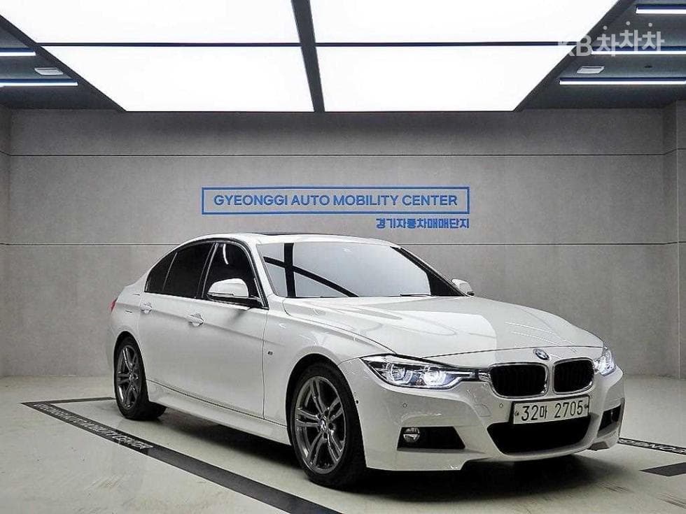 BMW Нов3 Серия 320i Седан M스포츠 F30(13~) - Image 1