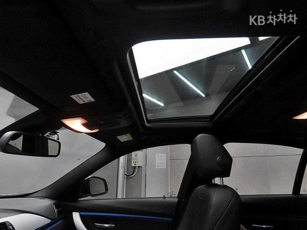 BMW Нов3 Серия320i Седан M스포츠 F30 - 19