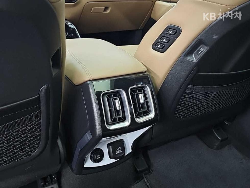 Kia The New (facelift) Sorento MQ42.5 T-GDI AWD Signature - 13