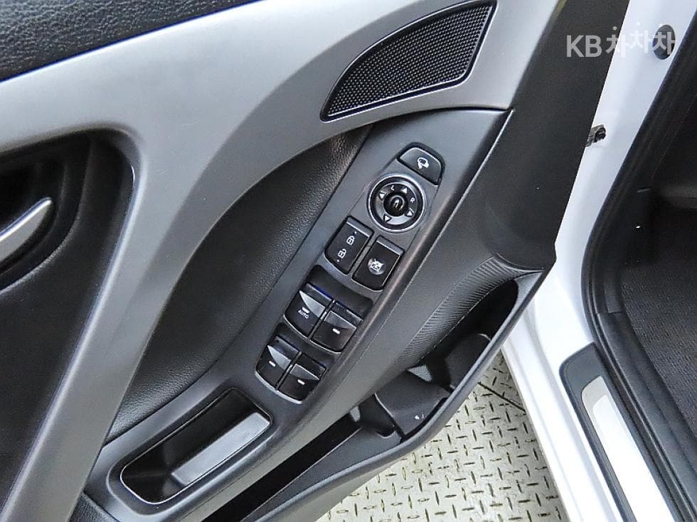 Hyundai The New (facelift) Avante (Elantra)1.6 GDi Modern Standard - 13
