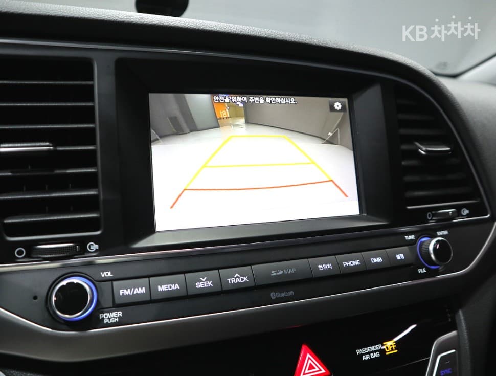Hyundai Avante (Elantra)AD1.6 GDi Smart - 12