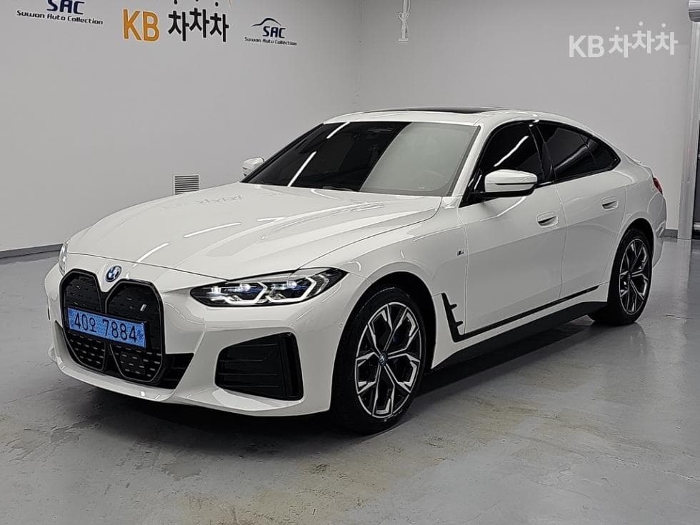 BMW i4 eDrive40 M Sport Pro - Image 1