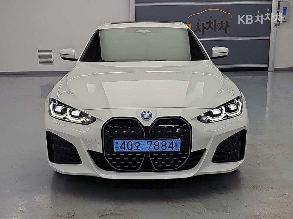 BMW i4eDrive40 M Sport Pro - 2