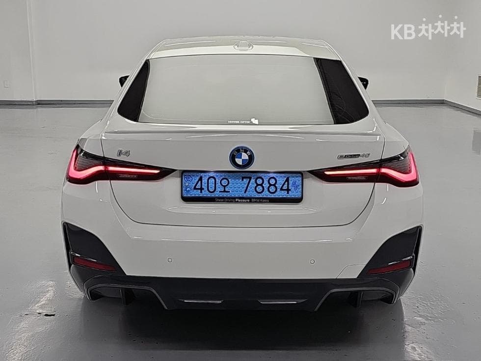 BMW i4eDrive40 M Sport Pro - 3