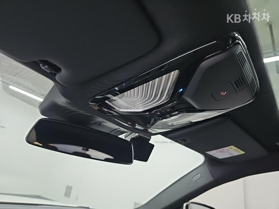 BMW i4eDrive40 M Sport Pro - 17
