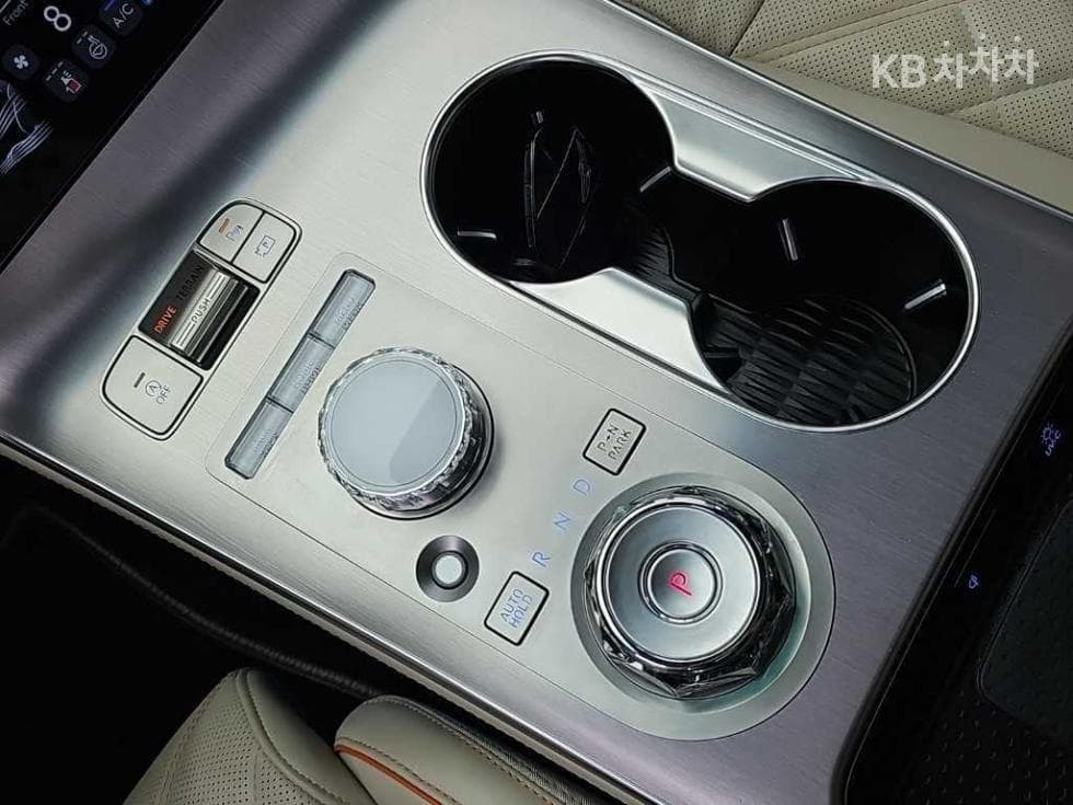 Genesis GV70Gasoline 3.5T 스포츠패키지 AWD - 8