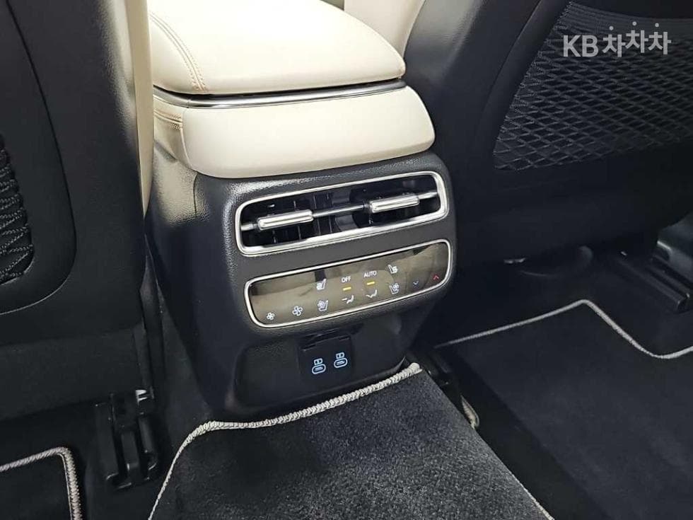 Genesis GV70Gasoline 3.5T 스포츠패키지 AWD - 14