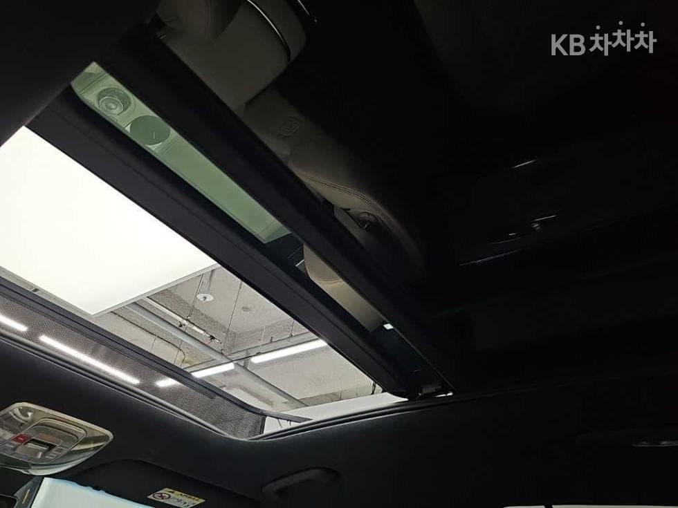 Genesis GV70Gasoline 3.5T 스포츠패키지 AWD - 15