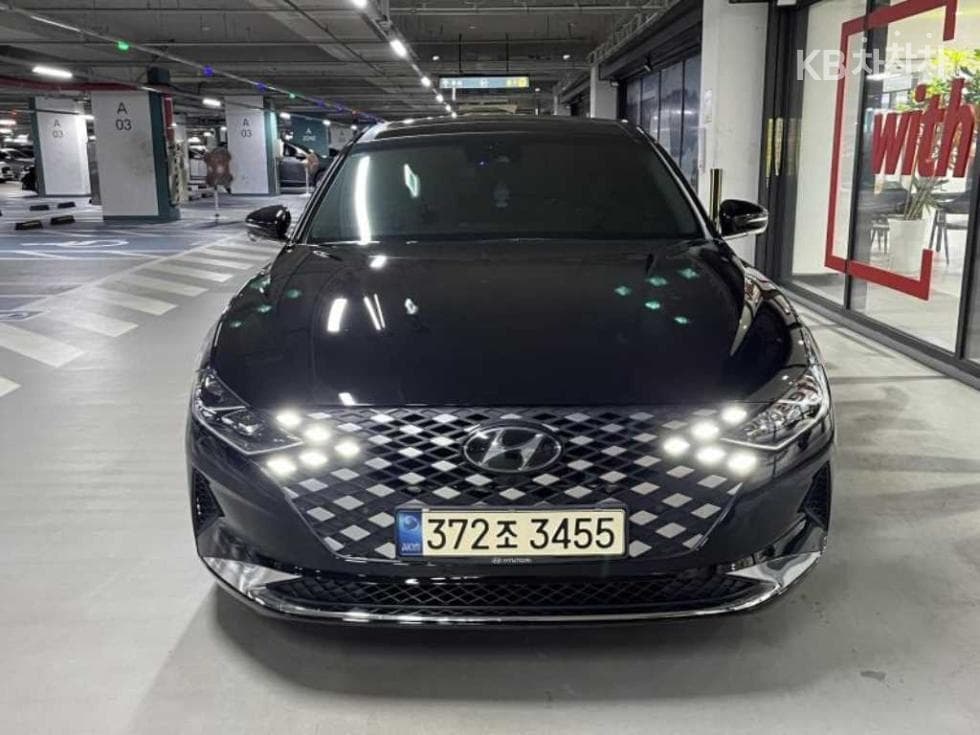 Hyundai The New (facelift) Grandeur (Azera) Hybrid2.4 Le Blanc - 2
