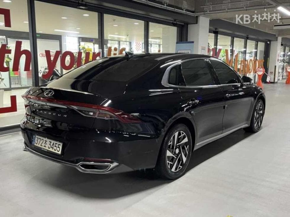 Hyundai The New (facelift) Grandeur (Azera) Hybrid2.4 Le Blanc - 4