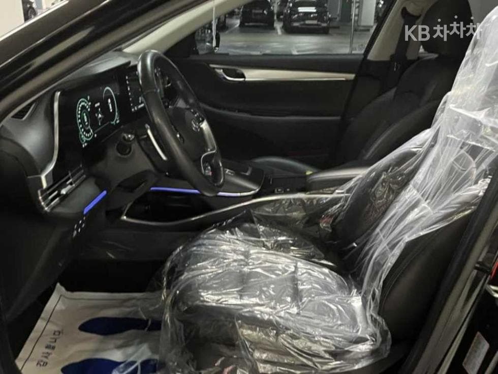 Hyundai The New (facelift) Grandeur (Azera) Hybrid2.4 Le Blanc - 12