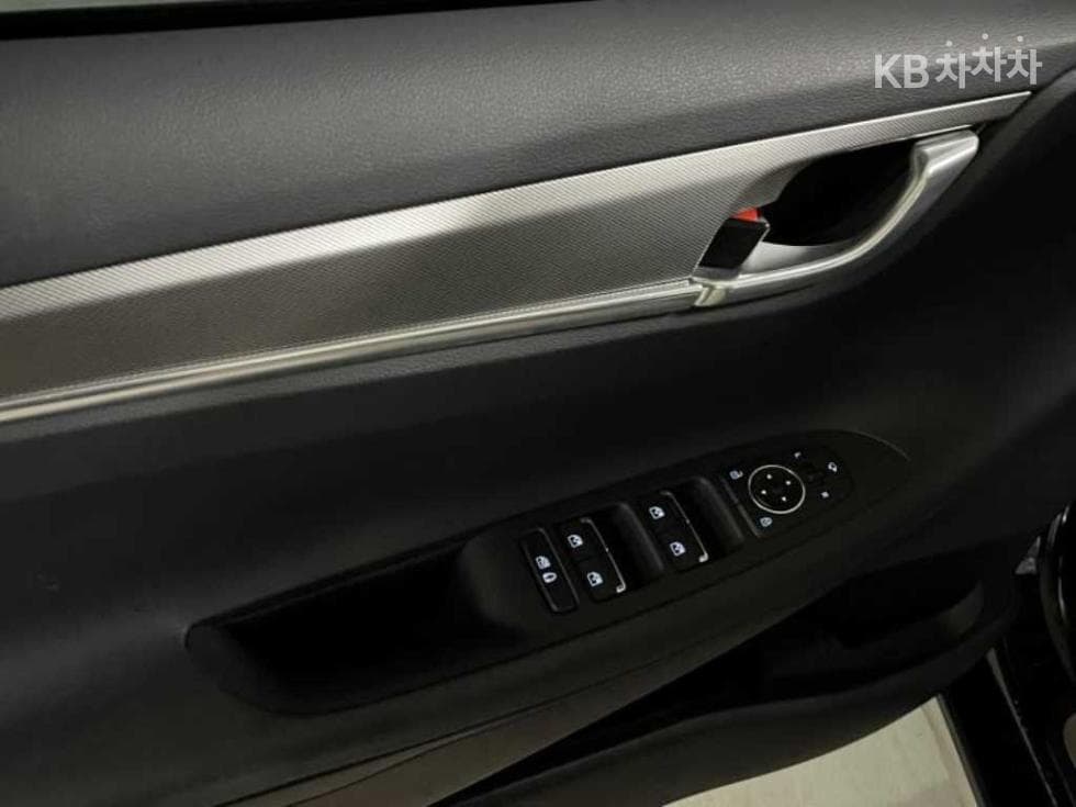 Hyundai The New (facelift) Grandeur (Azera) Hybrid2.4 Le Blanc - 13