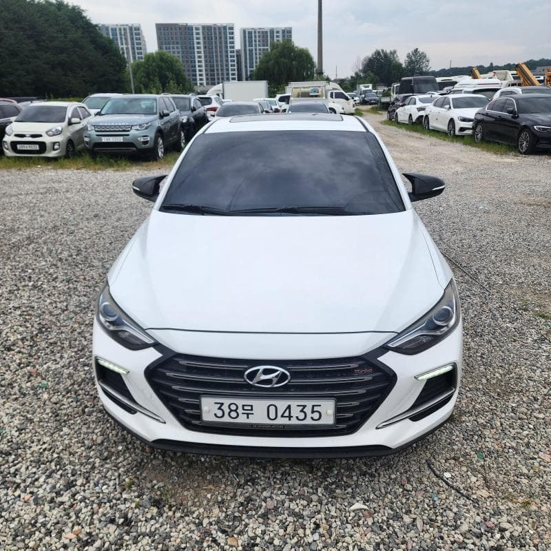 Hyundai Avante (Elantra)AD 1.6 Turbo Gasoline Direct Injection 스포츠 - Image 1