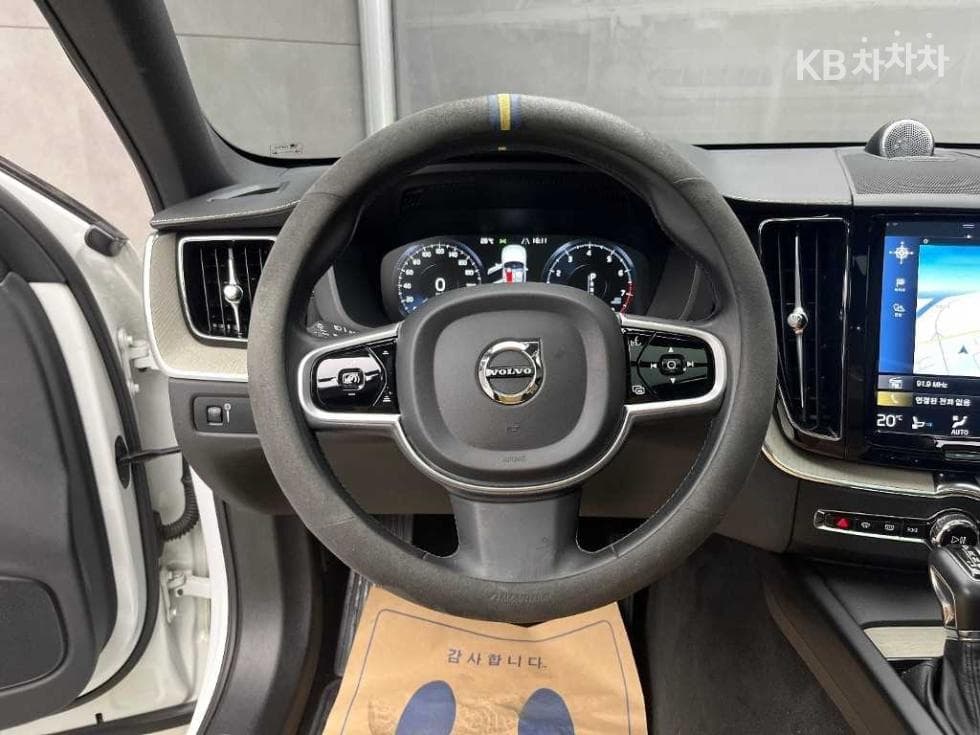 Volvo XC60T6 AWD 3.0 - 9