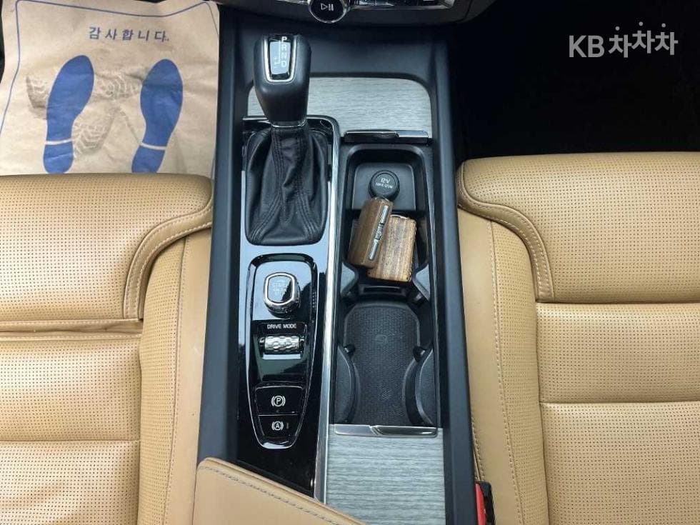 Volvo XC60T6 AWD 3.0 - 10