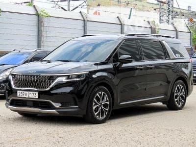 Kia Carnival 4th generationD2.2 9-seater Noblesse - 2