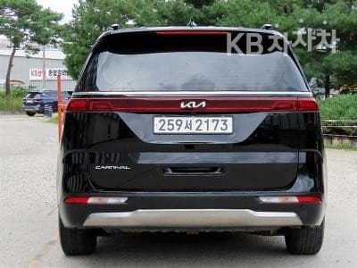 Kia Carnival 4th generationD2.2 9-seater Noblesse - 4