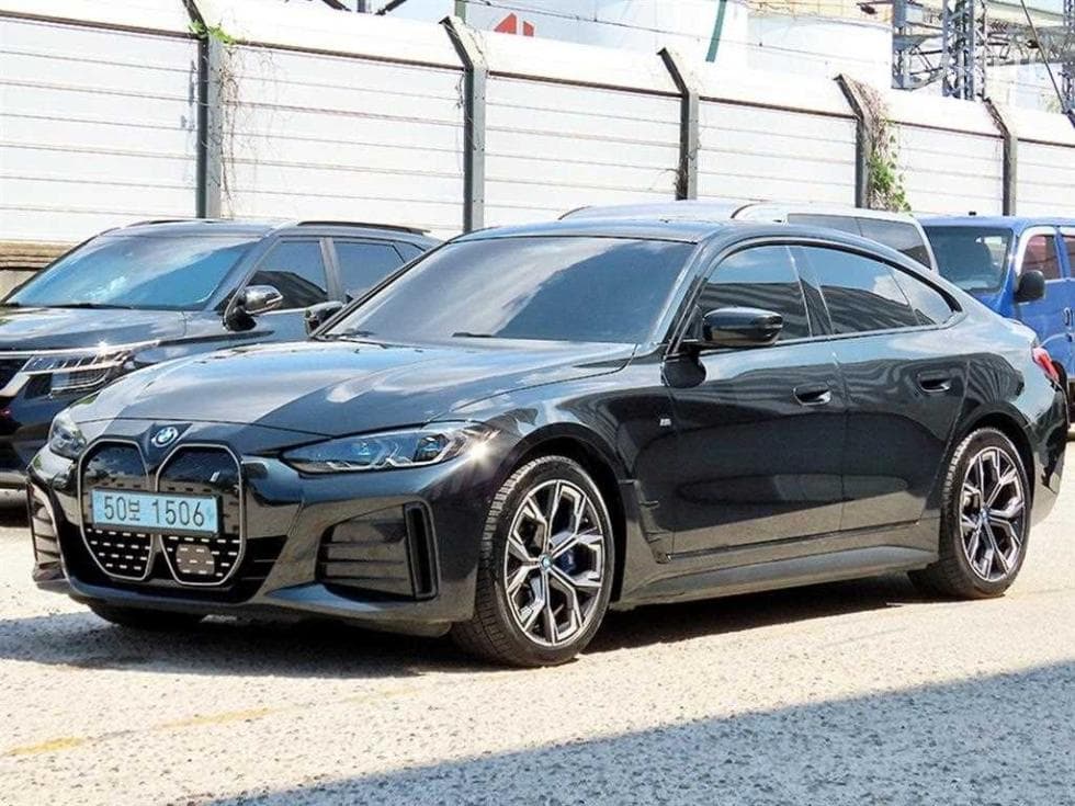 BMW i4eDrive40 M Sport Pro - 2