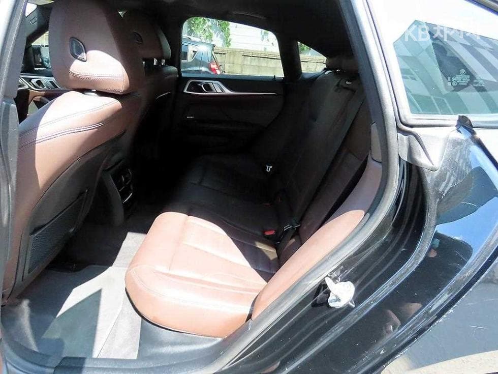 BMW i4eDrive40 M Sport Pro - 6